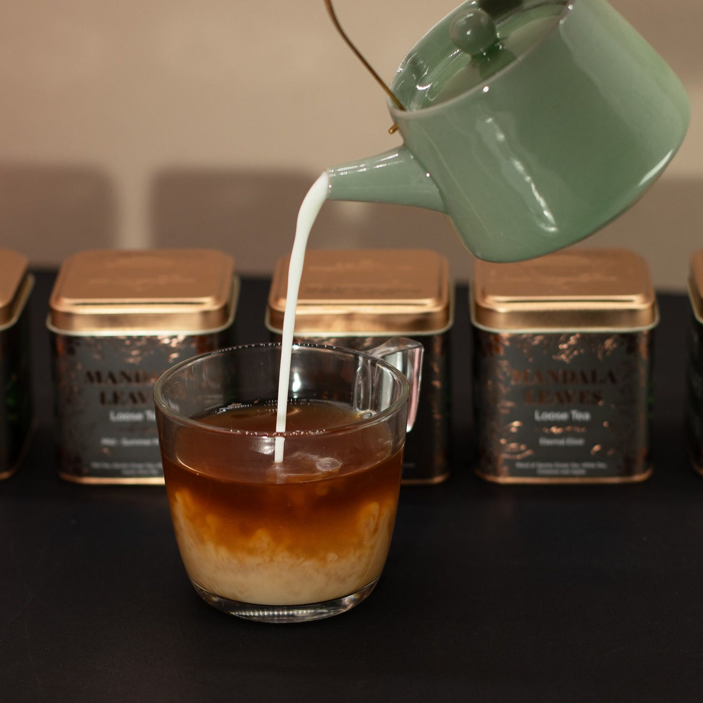 Té Artesanal Magia Marrón Oscuro - 50gr Lata